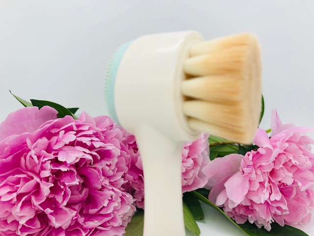 Dior buffing clearance brush